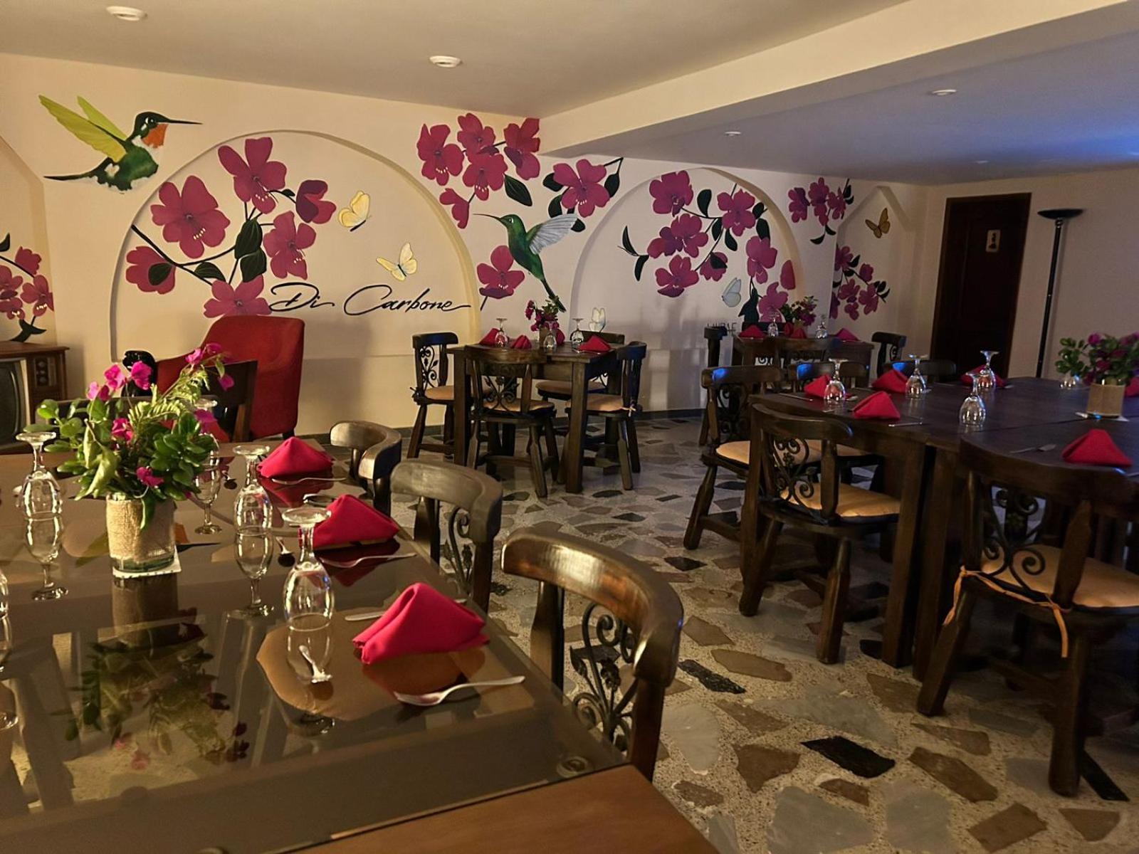 Di Carbone Hotel Gastrobar Факататива Экстерьер фото